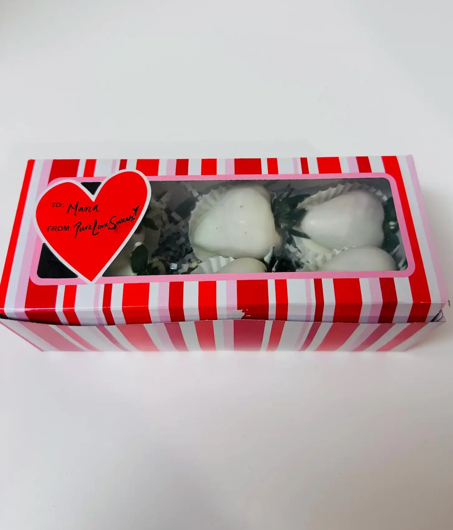 Be My Valentine Gift Box – Half Dozen (6 Chocolate Dipped Strawberries)