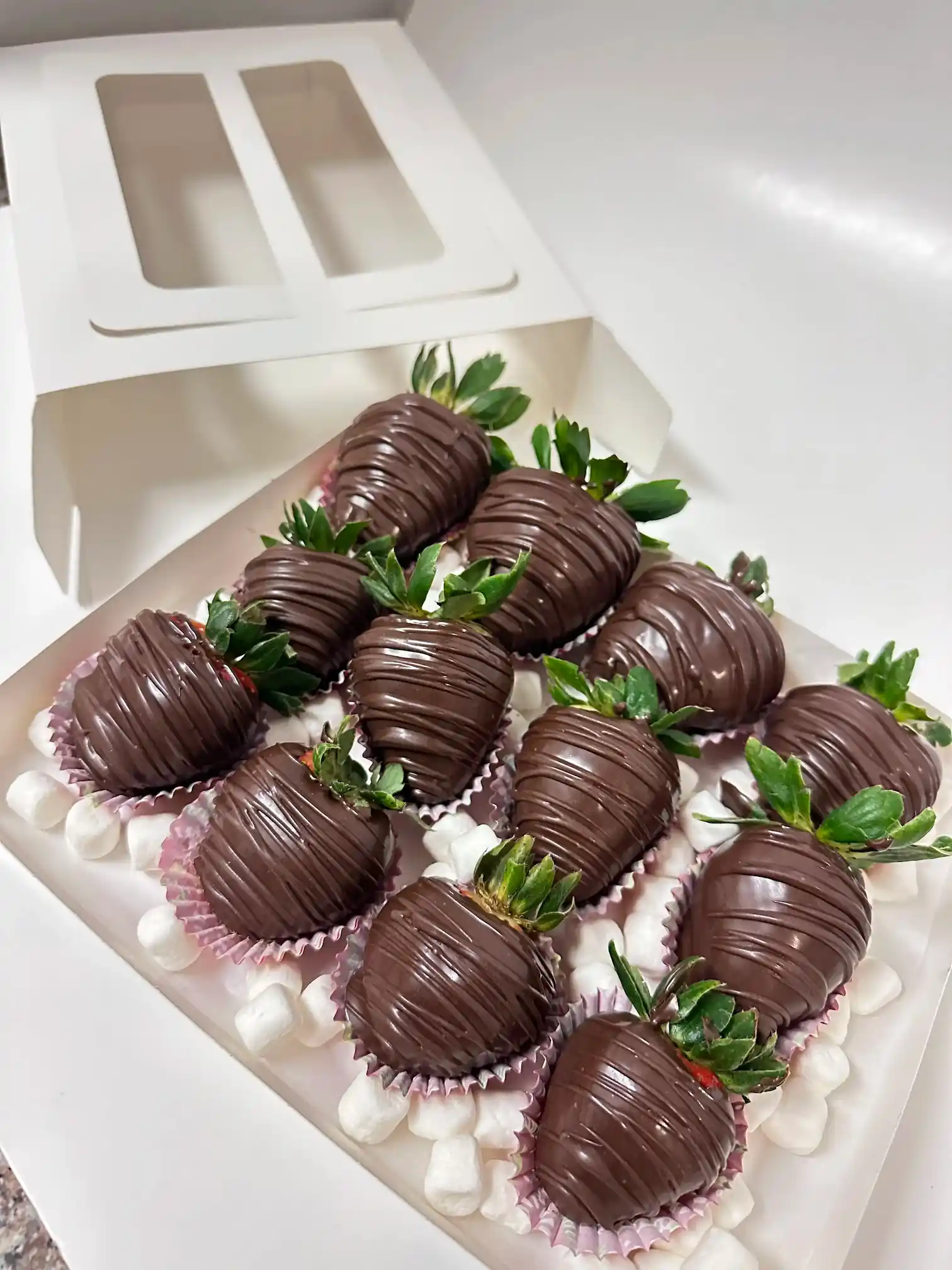 Custom Order – One Dozen (12 Chocolate Strawberries)